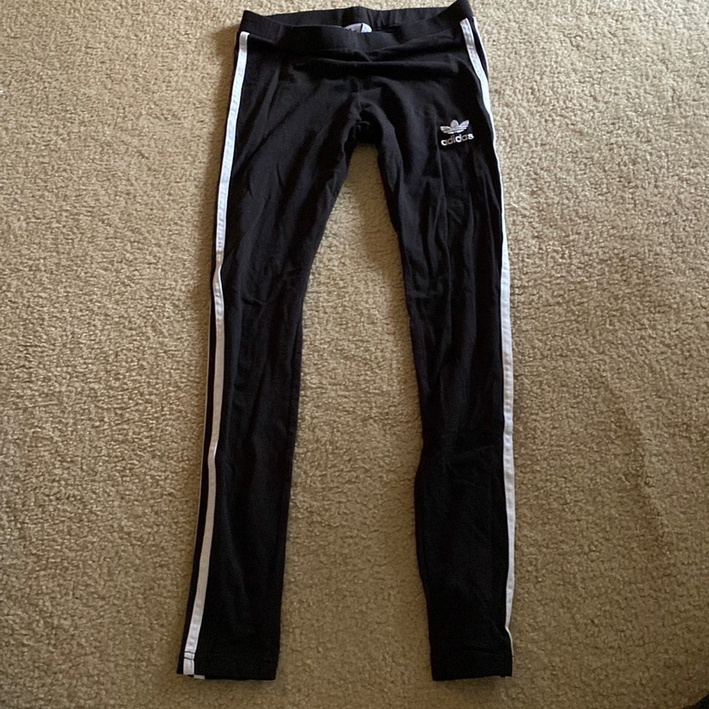 Low rise Adidas leggings SMALL